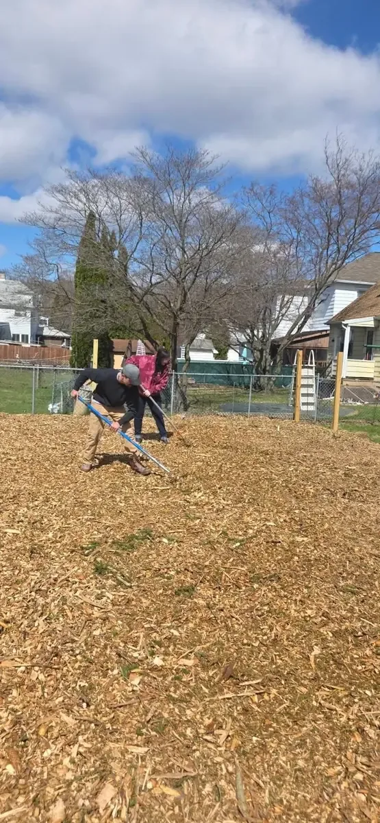 Green Neighbors Network volunteers making projects happen