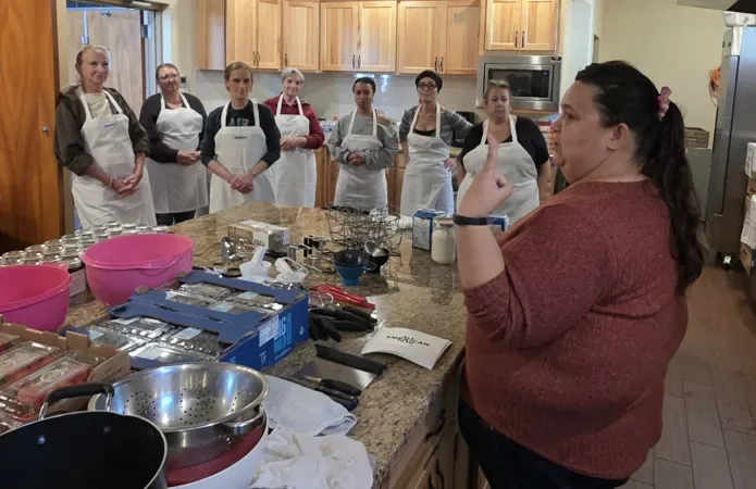 Participants gathered during GNN's jam canning class